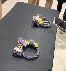 12月12日　高師ホール　ミニしめ縄作り体験